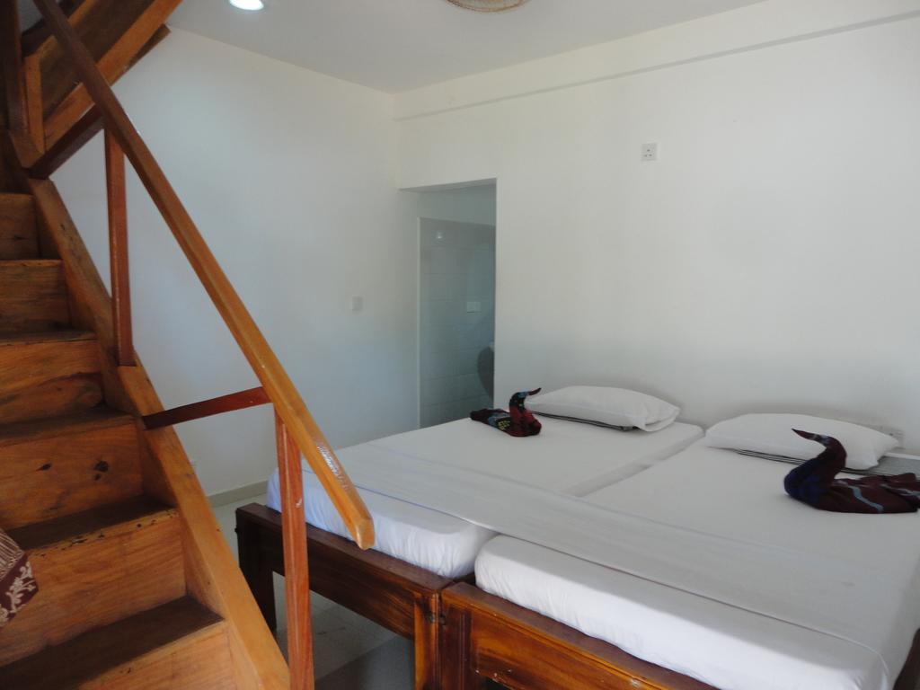 Yoho Hotel Arugambay Beach Inn アルガムベイ 部屋 写真